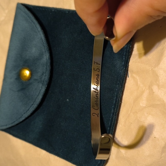 NWOT Stainless Steel Inspirational Bracelet - Picture 5 of 5